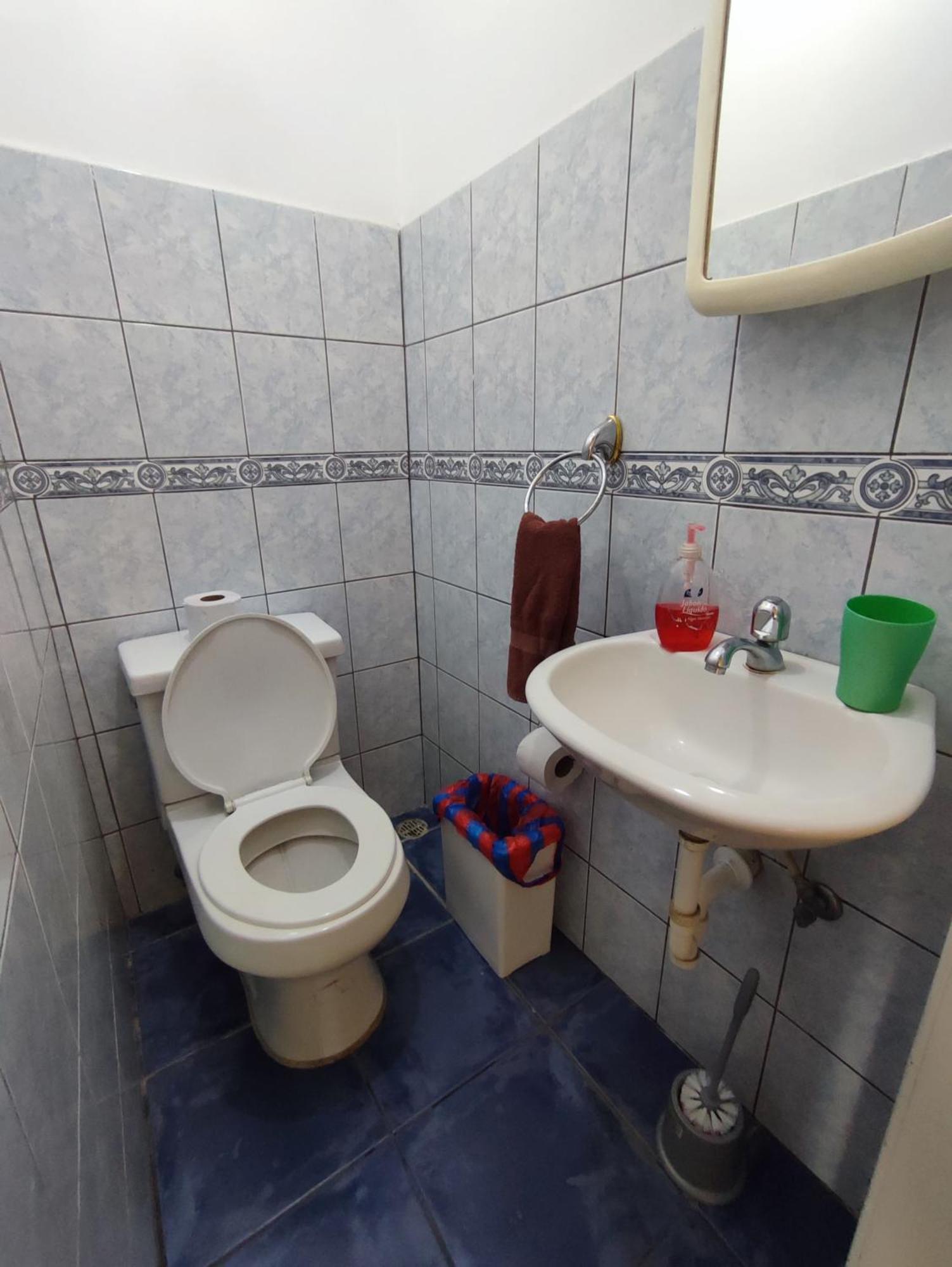 Mayra'S Apartments And Spanish School بانيوس المظهر الخارجي الصورة