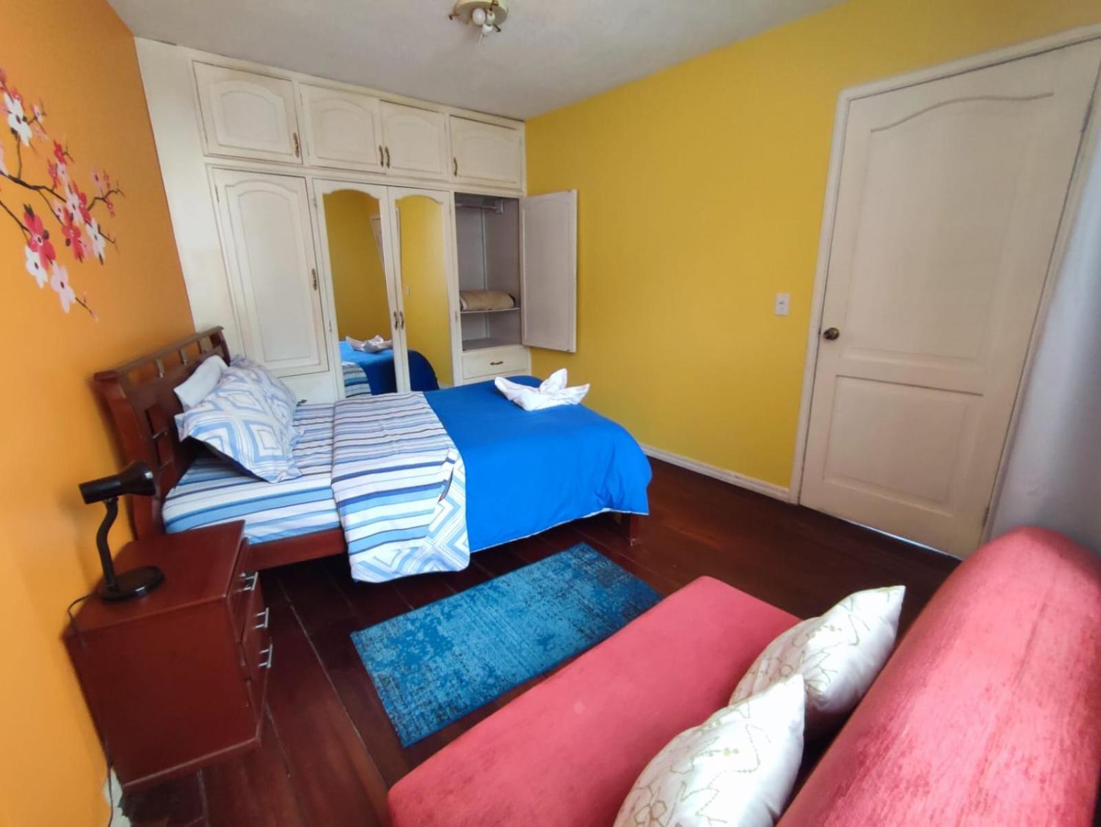 Mayra'S Apartments And Spanish School بانيوس المظهر الخارجي الصورة